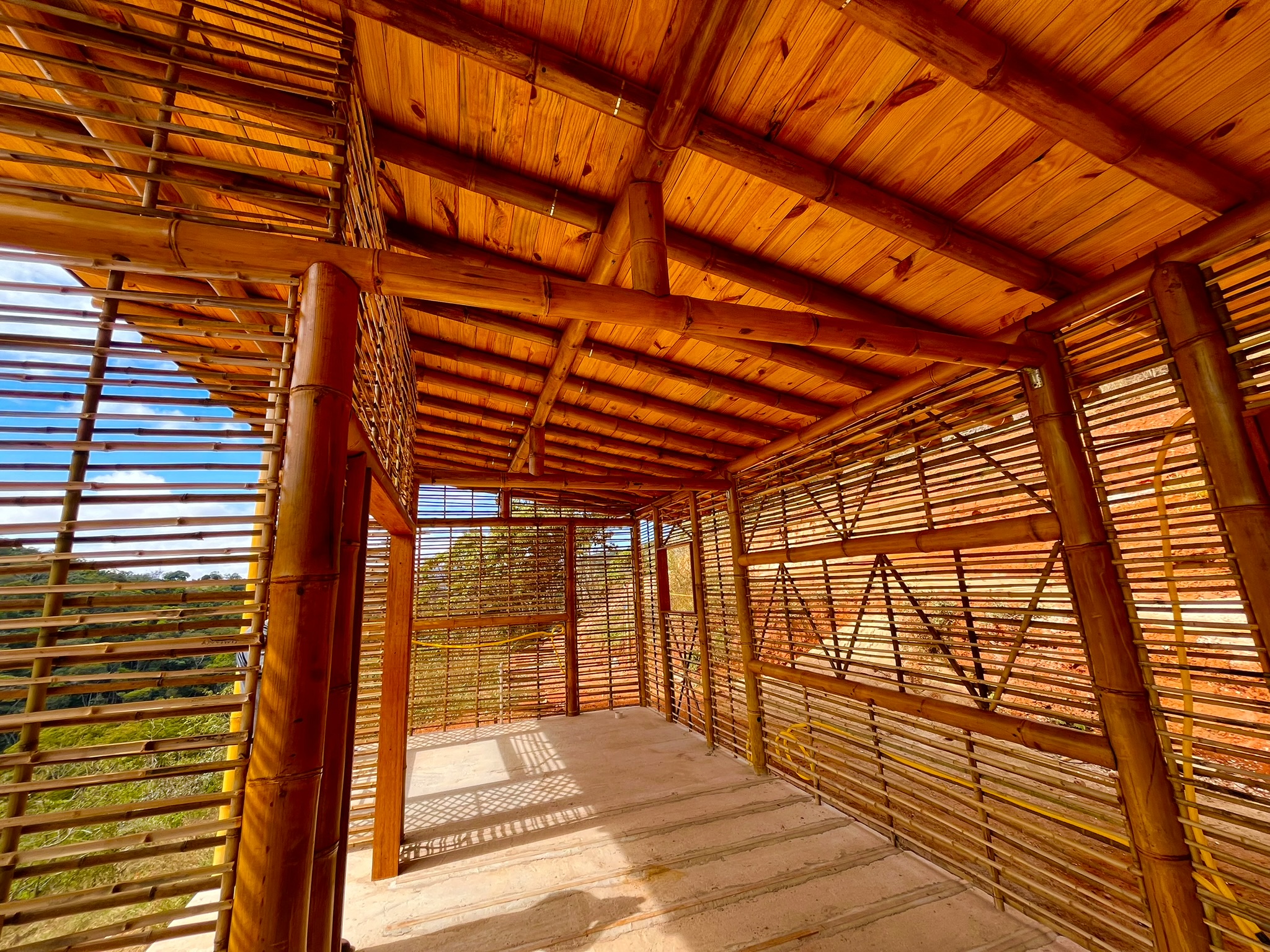 Arquitetura, Viabilidade e Aplicação Real